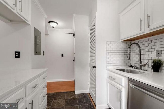 Foto del edificio - 2016 37th St SE