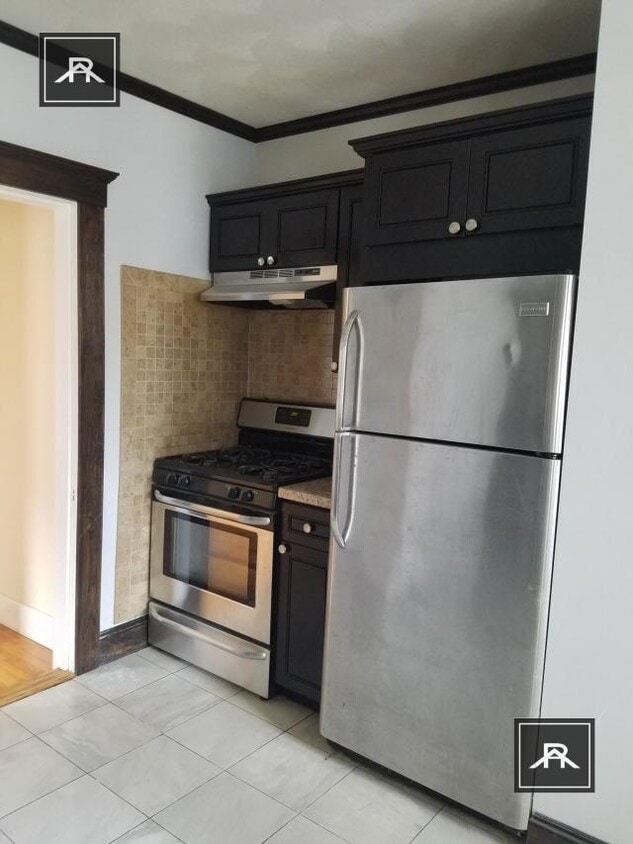 3 bedroom in Brighton MA 02135 - 3 bedroom in Brighton MA 02135