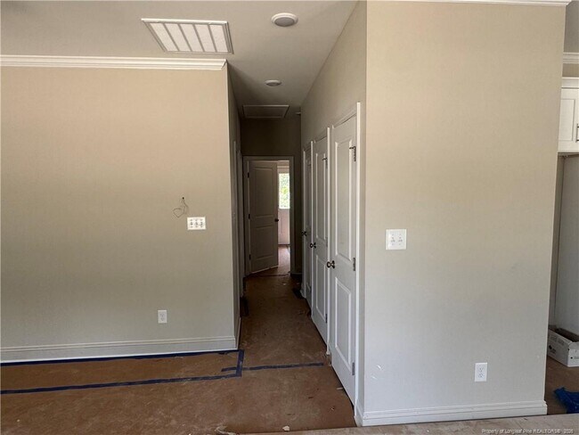 Building Photo - 1425 Cain Rd