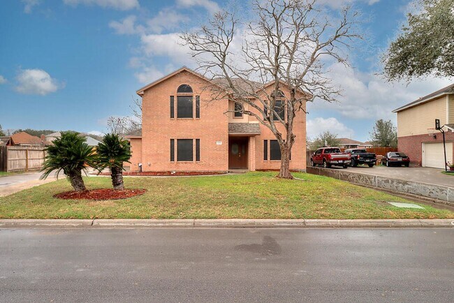 Foto del edificio - 4249 Rapids Dr
