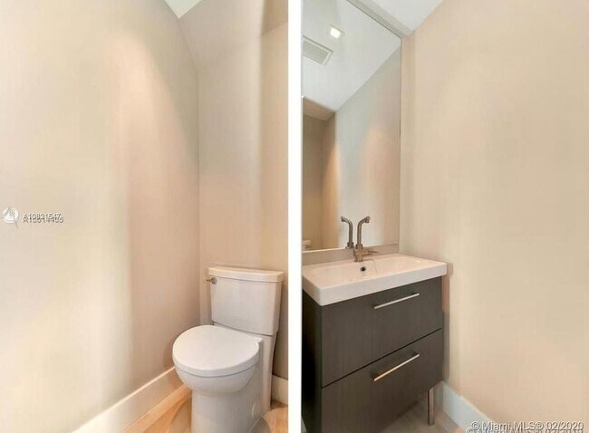 Foto del edificio - 307 Majorca Ave