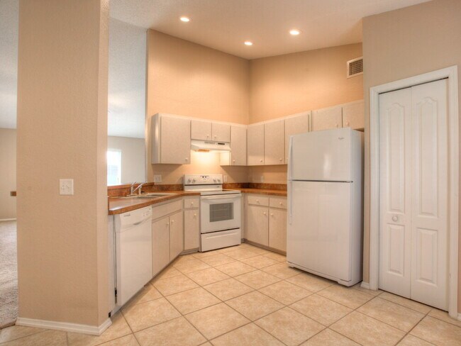 Building Photo - 1130 W Mizell St