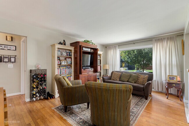 Foto del edificio - 737 S Fairview Ave