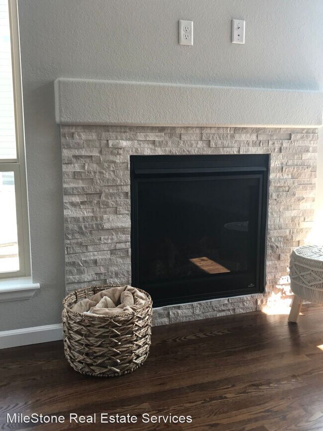 Building Photo - 4 br, 3 bath House - 11897 Alydar Loop