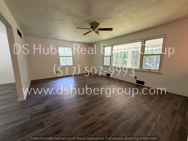 Foto del edificio - 12469 Kruger Ln