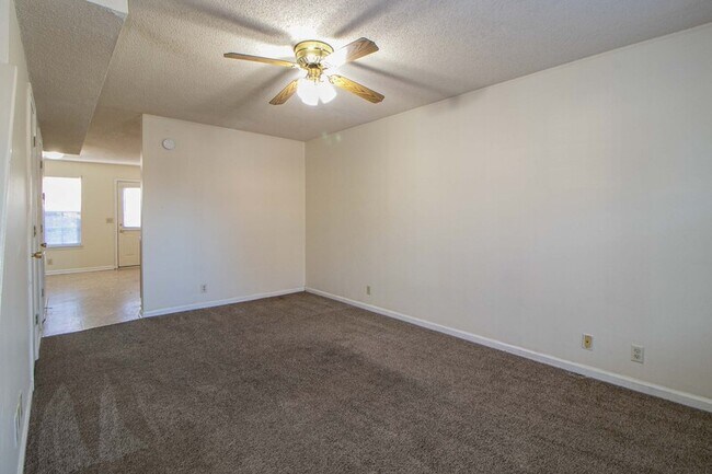 Foto del edificio - 108-3 Hickory Trace