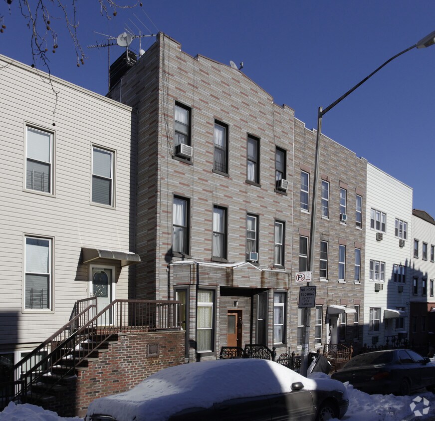 Primary Photo - 199 Kent St