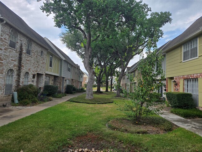 Foto del edificio - 8101 Amelia Rd