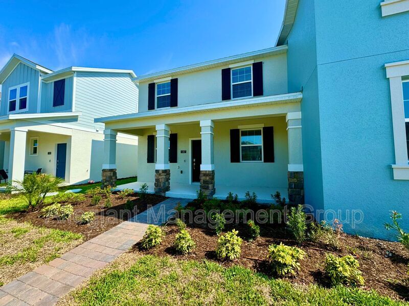 1587 Cross Prairie Pkwy, Kissimmee, FL 34744 Townhome Rentals in