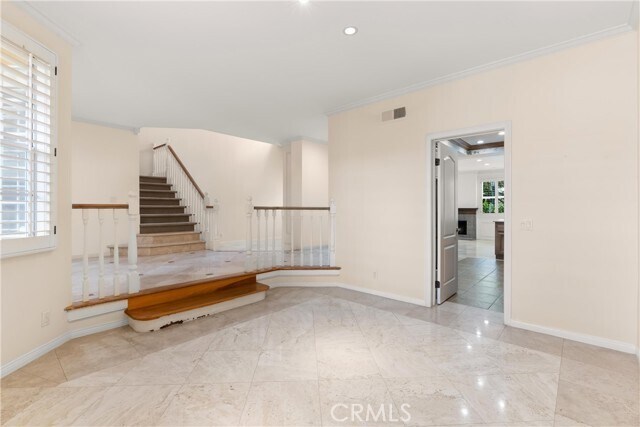 Foto del edificio - 6121 Greenbrier Dr