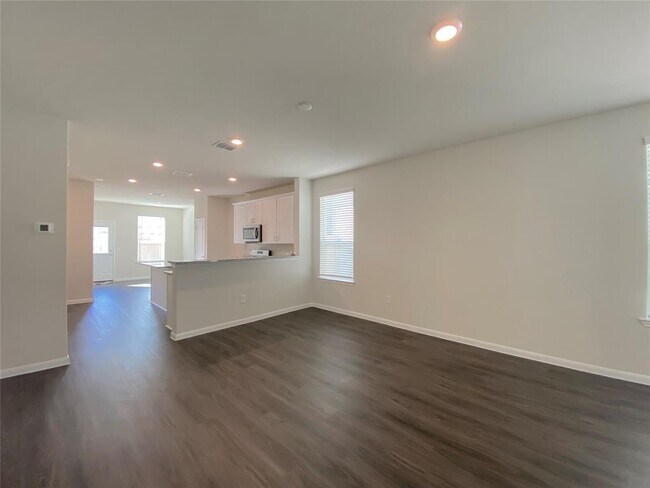 Foto del edificio - 6423 Kimball Mill Ln