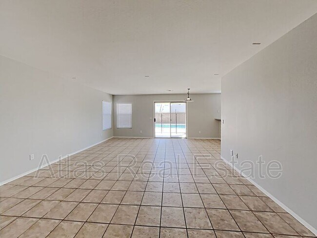 Building Photo - 12201 W Corrine Dr