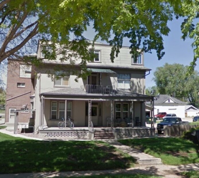 Primary Photo - 1427 9th Ave