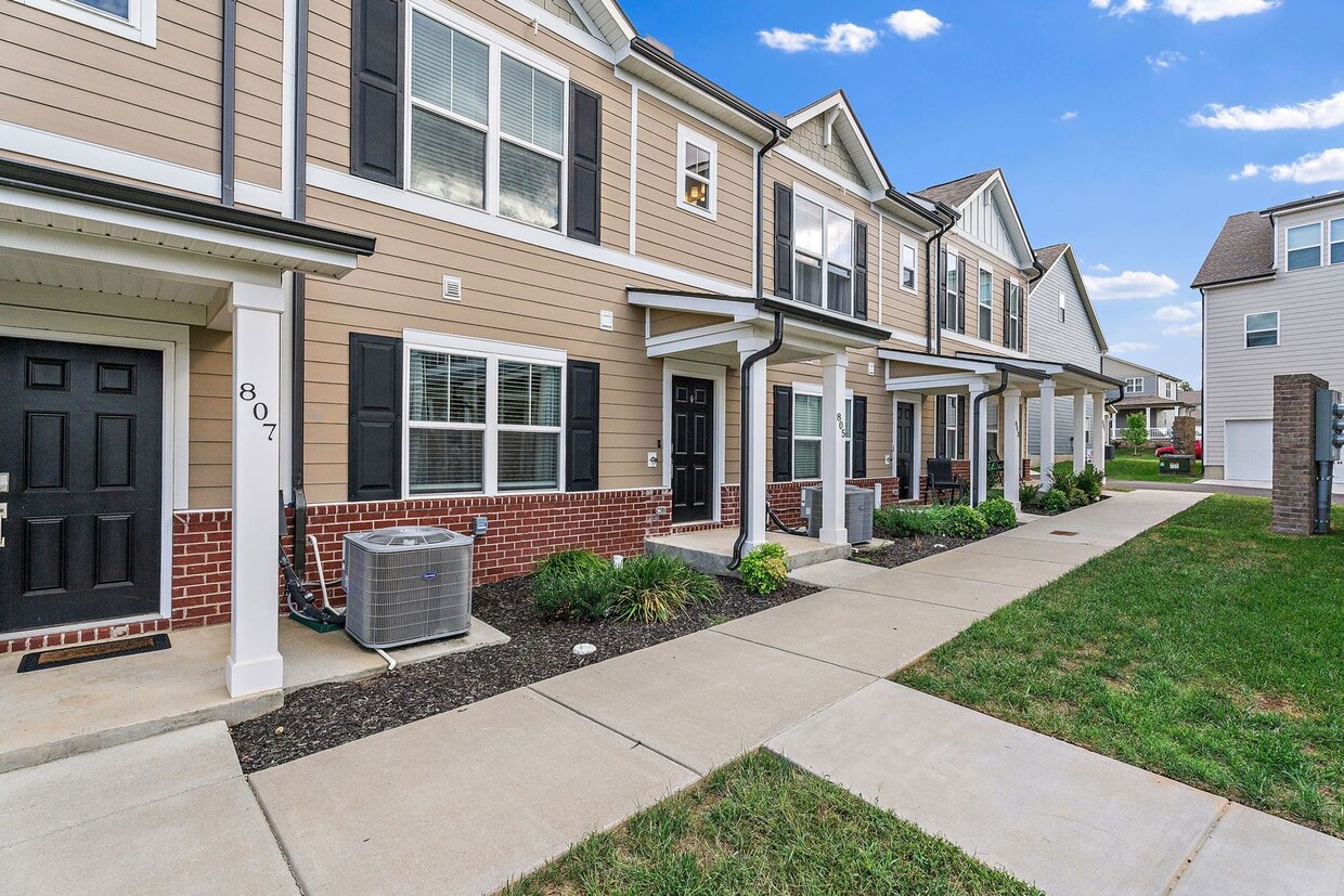 Townhome For Lease - Townhome For Lease