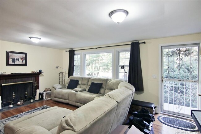 Foto del edificio - 373 Hoyt St