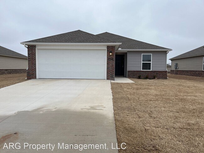 Foto del edificio - 3 br, 2 bath House - 3301 E Ricky Drive