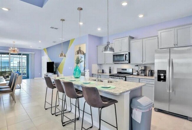 Building Photo - 7324 Oakmoss Loop