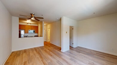 Interior Photo - 2000 Post