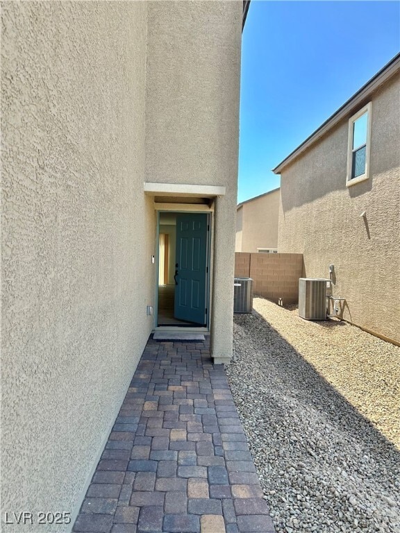Building Photo - 6017 Swift Lariat St