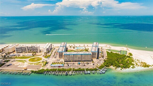 Foto del edificio - 25740 Hickory Blvd