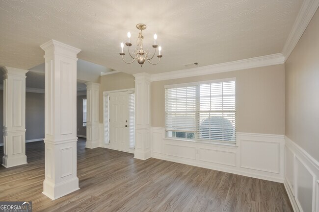 Building Photo - 90 Emerson Trail