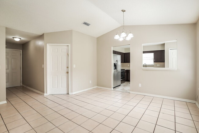 Building Photo - 1903 Farm Way