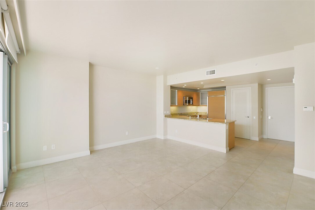 Foto principal - 222 Karen Ave