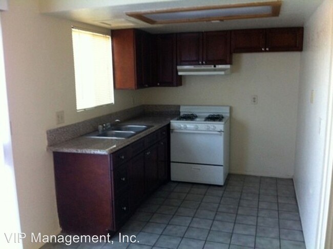 Foto del edificio - 16280 Sequoia St