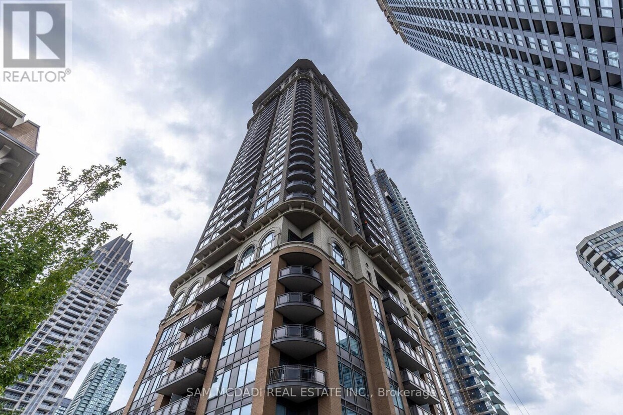 Photo principale - 385-1385 Prince of Wales Dr