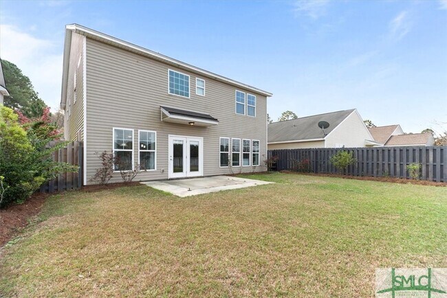 Foto del edificio - 114 Spring Lakes Dr