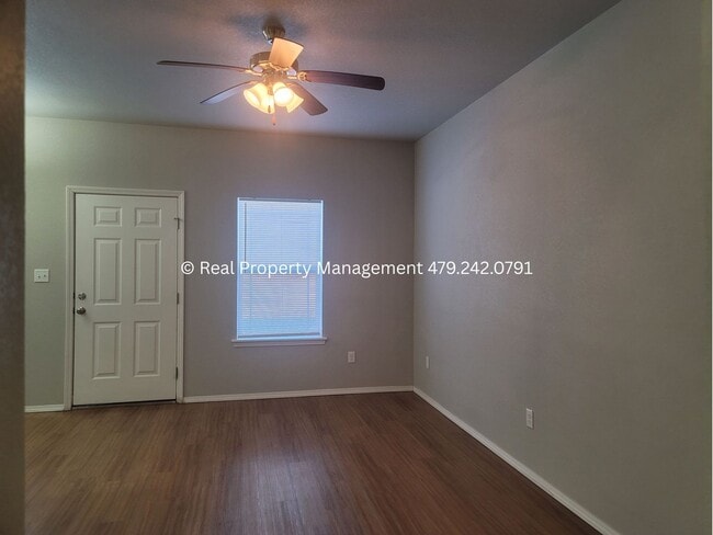 Building Photo - 2108 Ingalls Ln