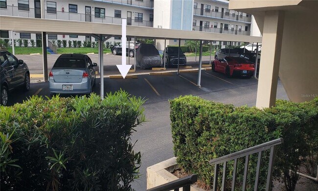 Foto del edificio - 5967 Terrace Park Dr N