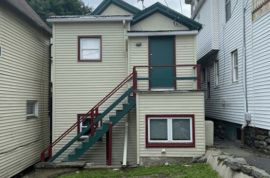 Foto del edificio - 424 Monroe Ave