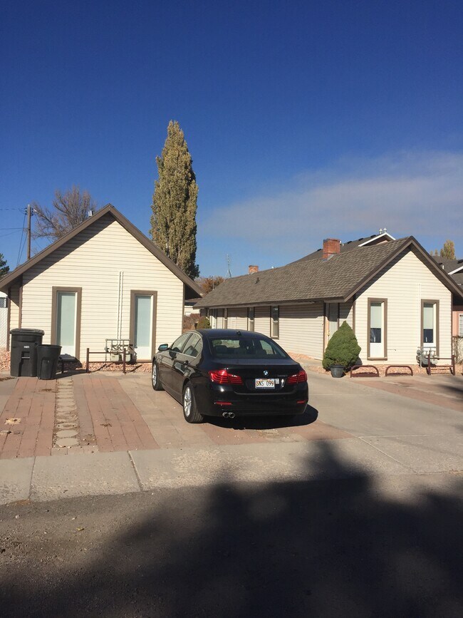 4 plex - 1 dormitorio - 125 E 100 N