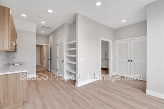Foto del edificio - 22415 SW Pine St