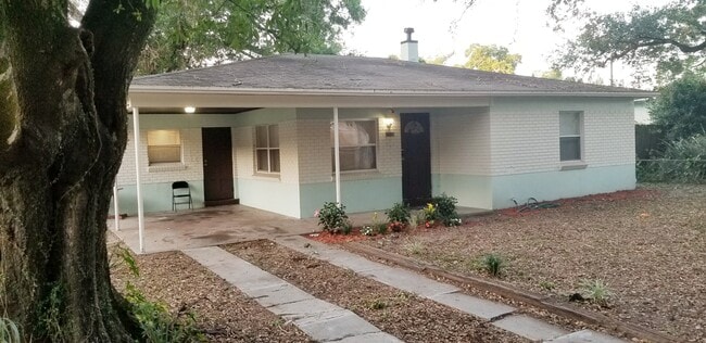 Foto del edificio - 1518 E Ellicott St