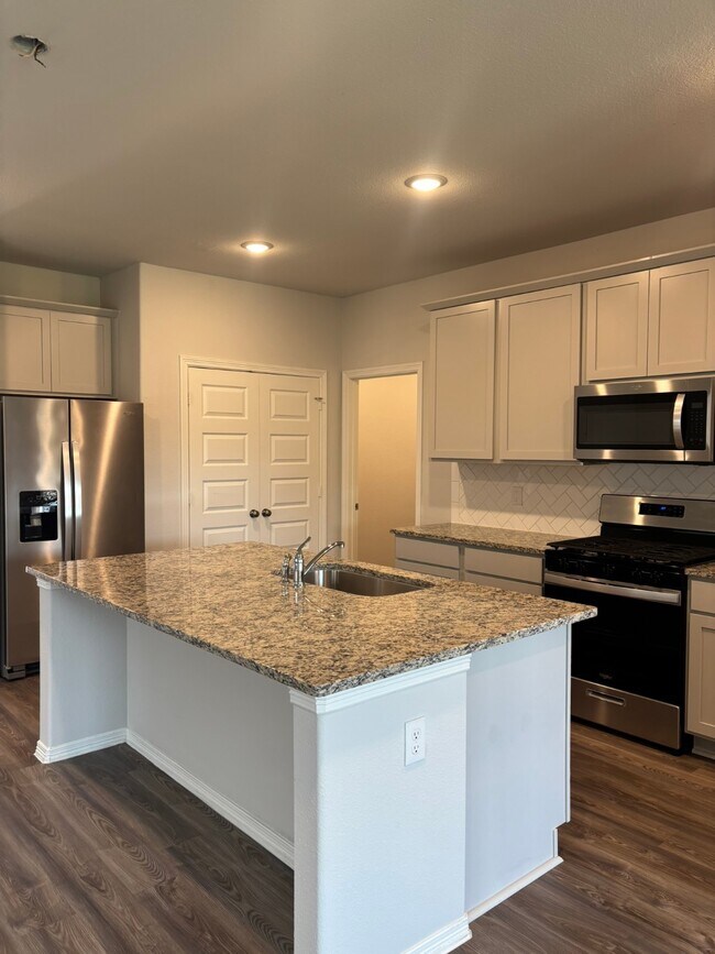 Building Photo - 23226 Wise Walk Dr