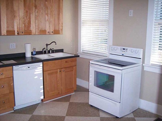 Foto del edificio - 5060 Austell Powder Springs Rd.