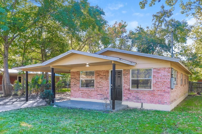 Foto del edificio - 2966 W 5th St