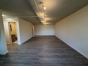 Building Photo - 4334 Fulton St