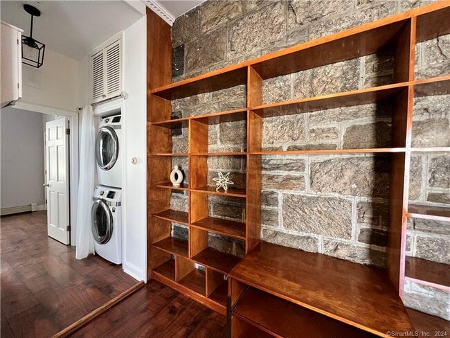 Building Photo - 5 Hundley Ct