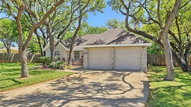 Building Photo - 3005 Foxton Cove