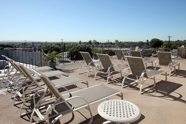 Del Rio Apartments Apartments Los Angeles, CA