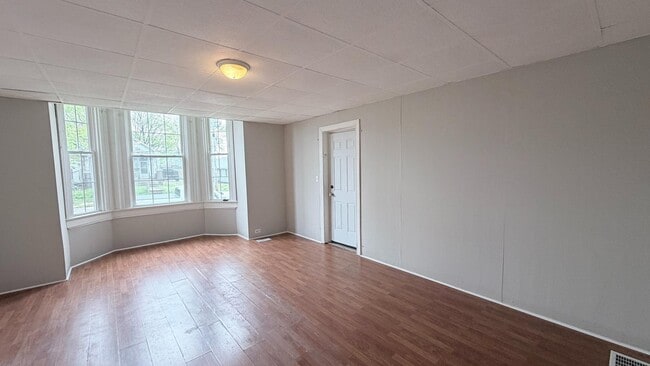 Building Photo - 410 N. Third Ave. - Unit B