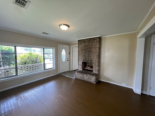 Foto del edificio - 3 bedroom 1 bathroom home in West Tuscaloosa
