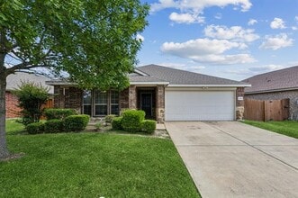 Building Photo - 4006 Autumnwood Ln