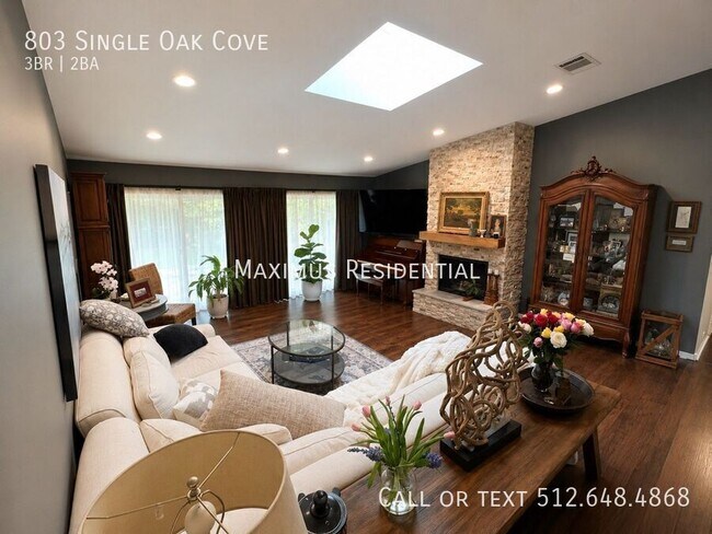 Foto del edificio - 803 Single Oak Cove