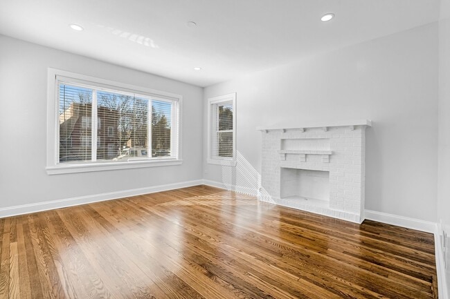 Foto del edificio - 1837 N Mason Ave