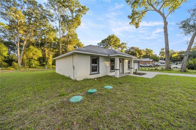 Foto del edificio - 6303 NW 65th St