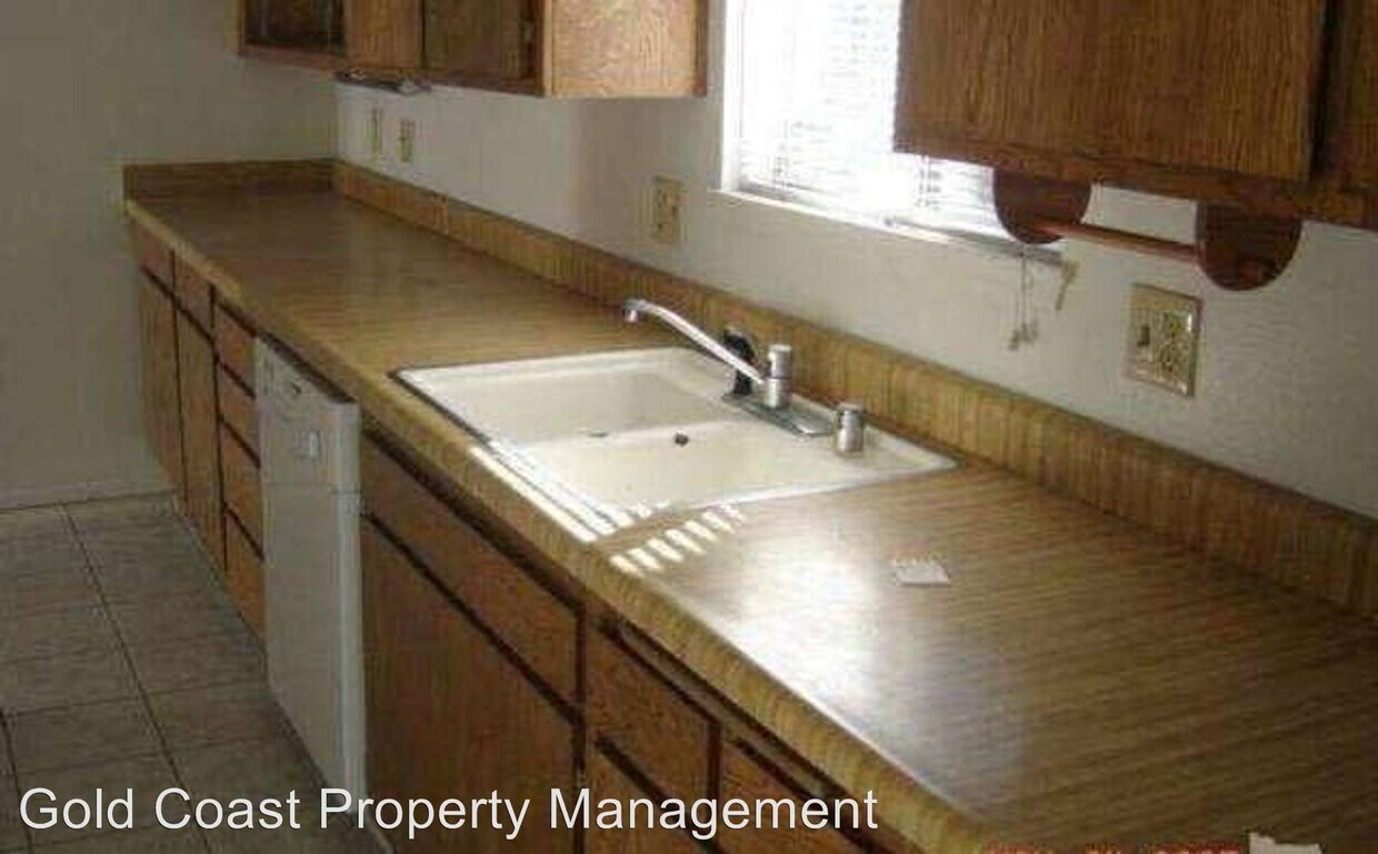 Foto principal - 1801-1811 Gina Dr